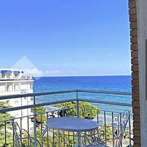 residence-cristallo.hotelitalianriviera.com/